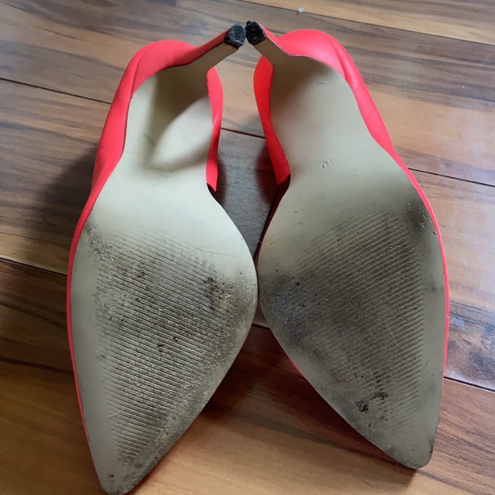 High Heels - Picture 5 of 6